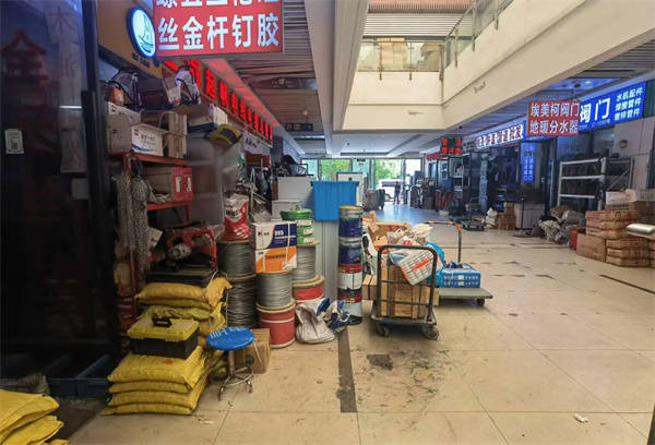五金店疏散通道堵塞 浦東消防立即行動確?！吧ǖ馈睍惩?></a></div>
							<div   id=